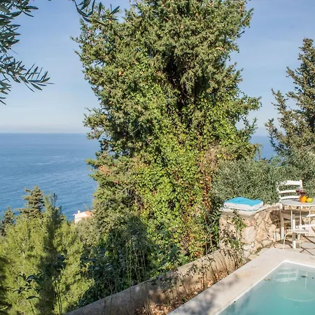 Agios Nikitas Nature Villa Komílion